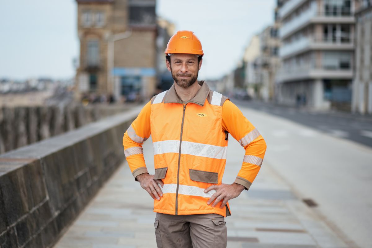 Collaborateur sur un chantier à St-Malo