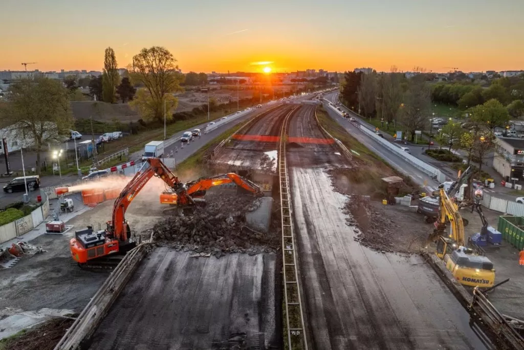 Chantier de démolition de l'autopont de Rezé