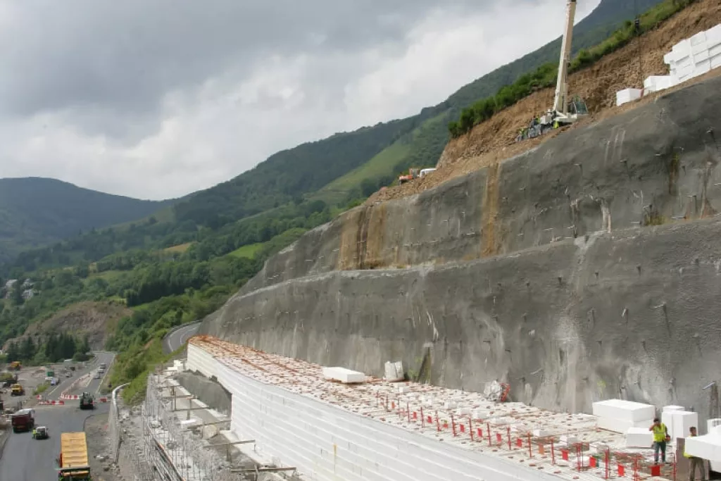 compostyrene-embankments