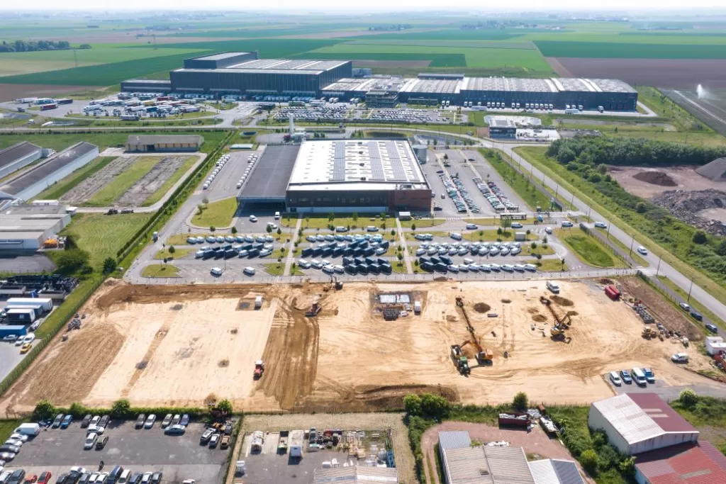 Création d'un parking par Colas pour un de ses clients à Lille