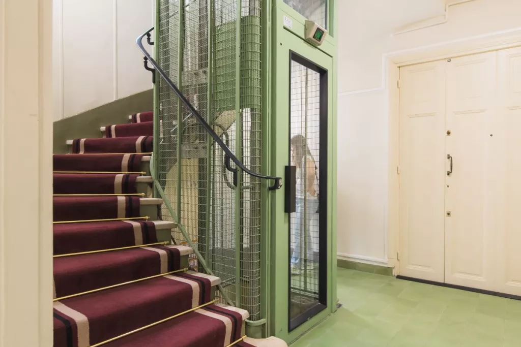 Building site, renovation of common areas in Paris