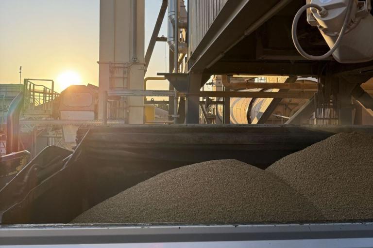 production de revetement clair à une centrale