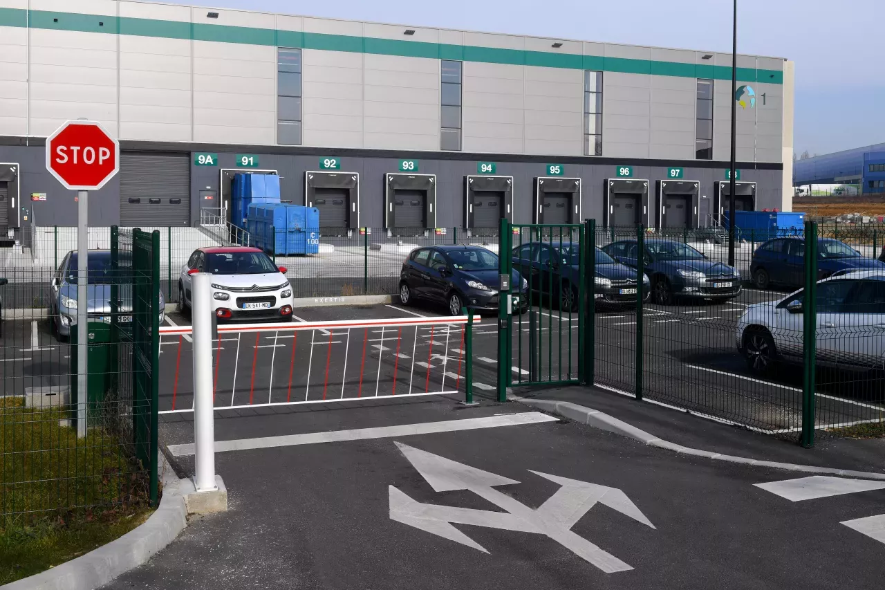 sites-logistiques-et-commerciaux-gestion-des-acces