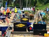 Chantier avec des équipements Colas, concours