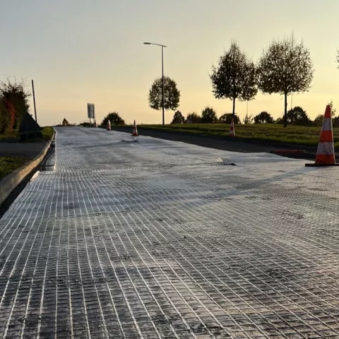 Illustration of Renforcement de chaussée : la solution Colgrill pour les zones logistiques